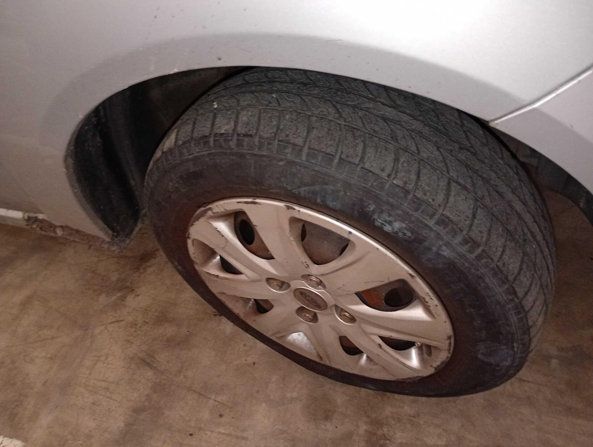 FORD / FIESTA 1.0 8V 5P FLEX 2008/2008 — foto 15 de 25
