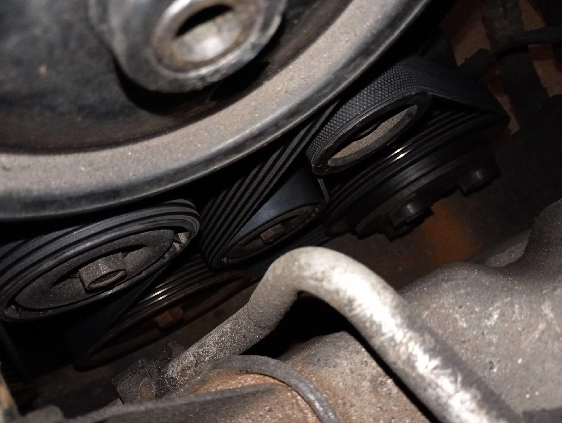 FORD / FIESTA 1.0 8V 5P FLEX 2008/2008 — foto 18 de 25