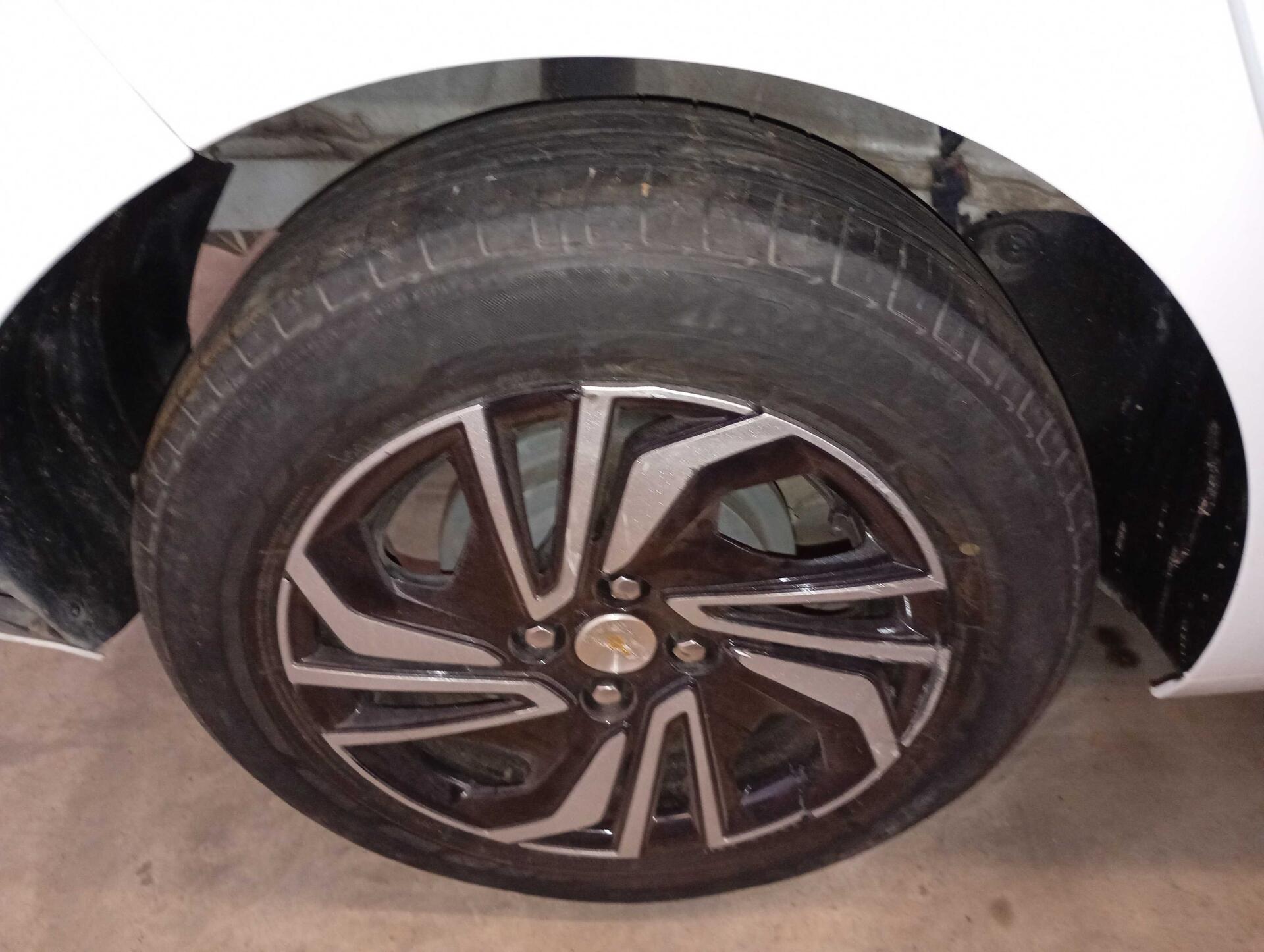 CHEVROLET / ONIX HATCH LT 1.0 TURBO 12V 4P AUT FLEX 2023/2024 — foto 16 de 27
