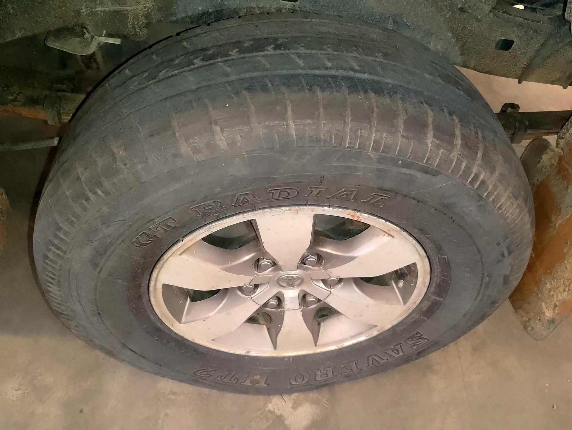 TOYOTA / HILUX CD SRV D4-D 4X4 3.0 TDI DSL AUT DIESEL 2009/2009 — foto 12 de 30