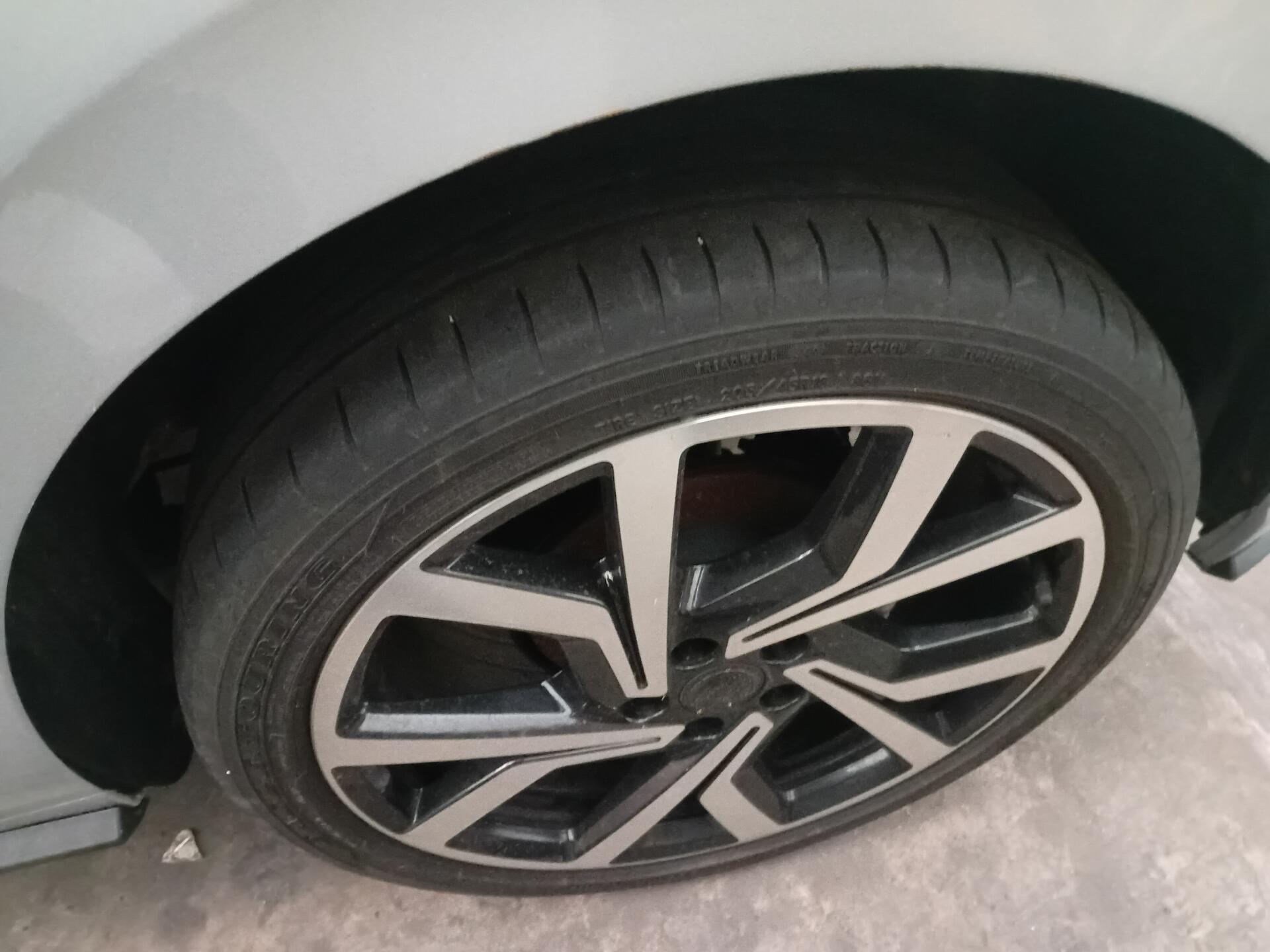 VOLKSWAGEN / POLO GTS 250 1.4 16V TSI AT6 FLEX 2024/2025 — foto 25 de 35