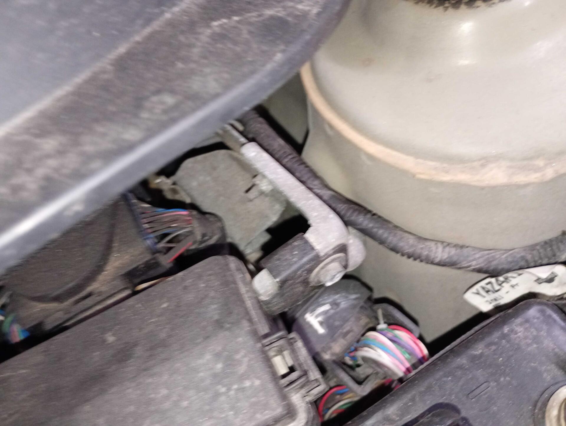 NISSAN / KICKS SENSE CVT FLEX 2021/2022 — foto 36 de 40