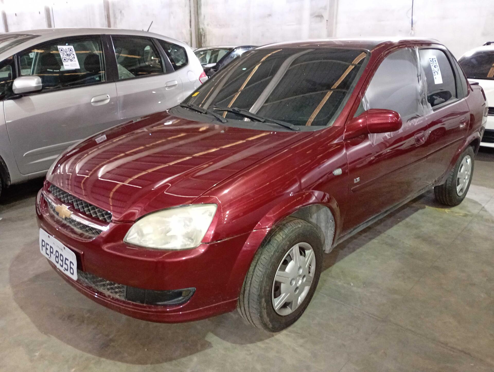 CHEVROLET / CLASSIC LS 1.0 VHC E 4P FLEX 2010/2011 — foto 20 de 39