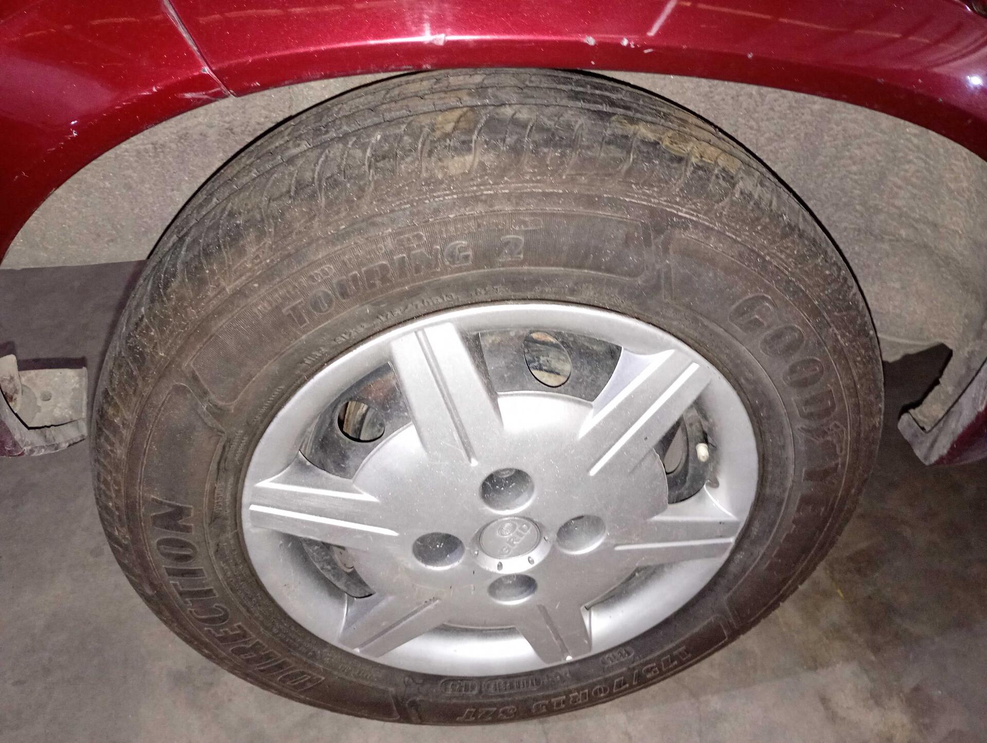 CHEVROLET / CLASSIC LS 1.0 VHC E 4P FLEX 2010/2011 — foto 30 de 39