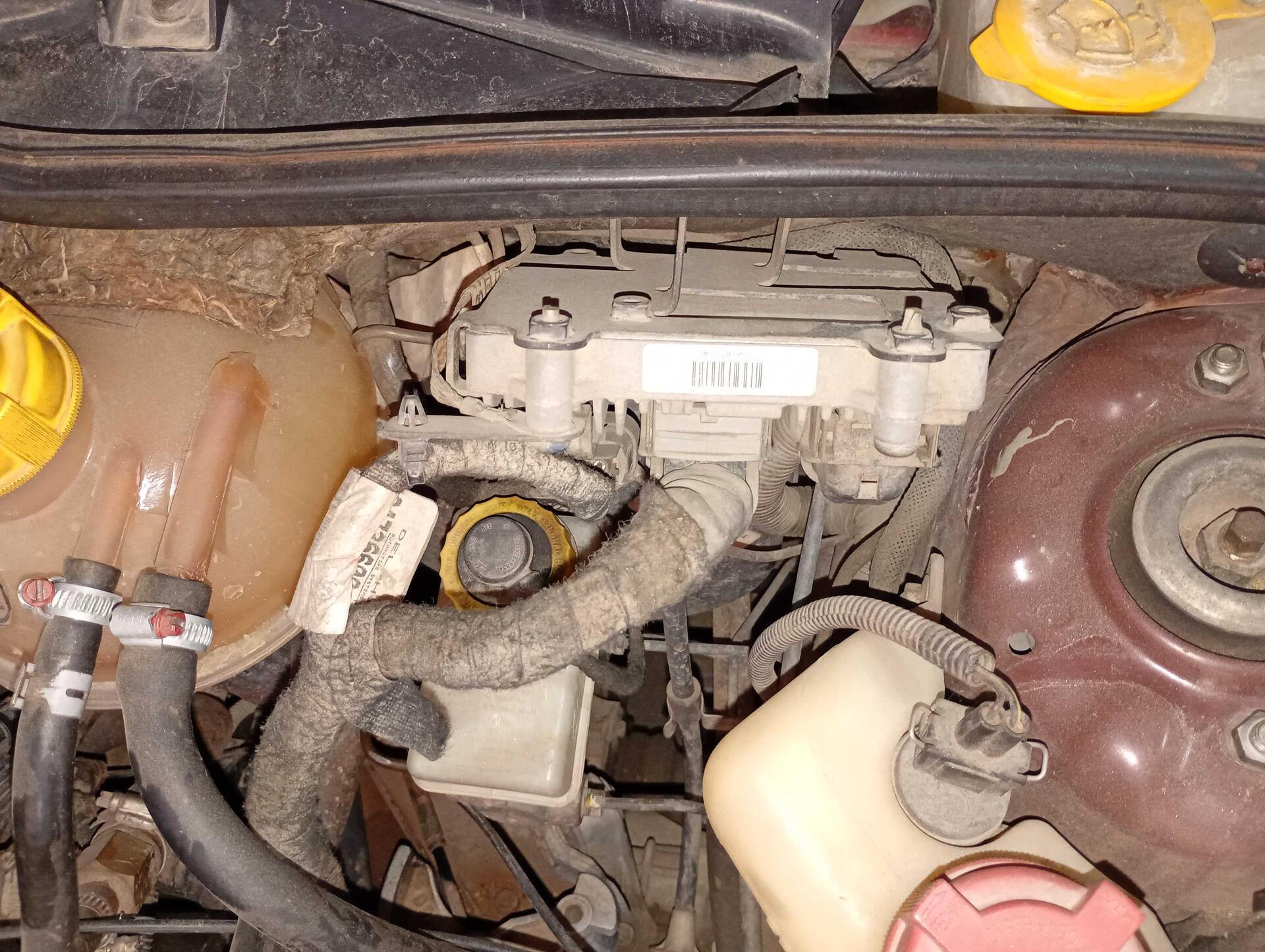 CHEVROLET / CLASSIC LS 1.0 VHC E 4P FLEX 2010/2011 — foto 35 de 39