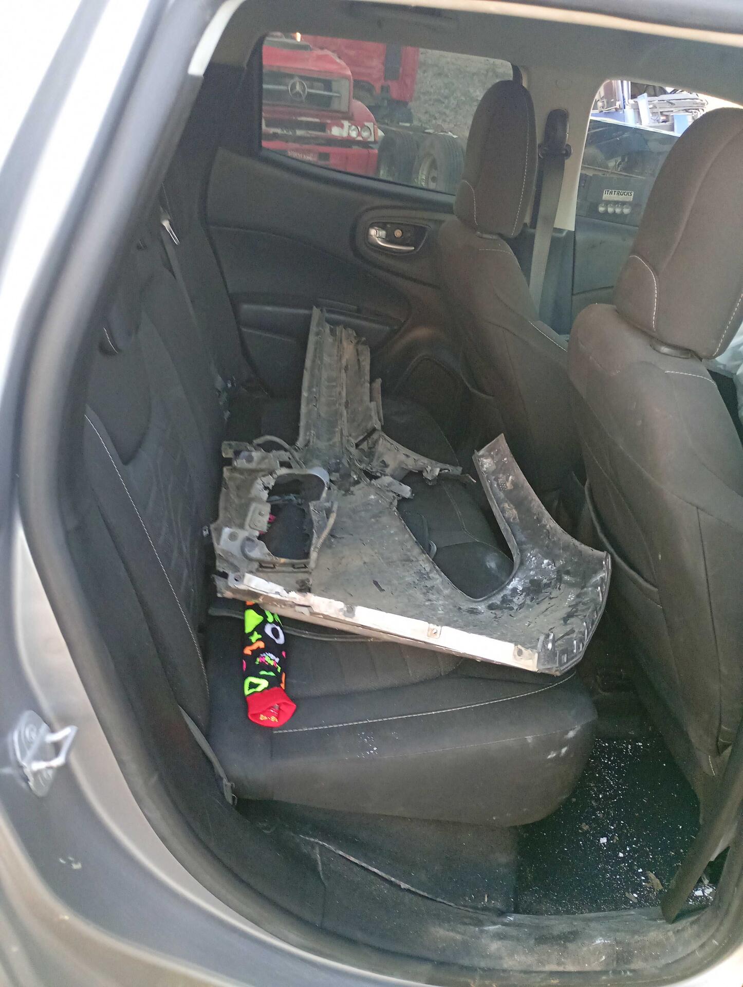 FIAT / TORO FREED T270 AT6 2023/2024 — foto 28 de 40