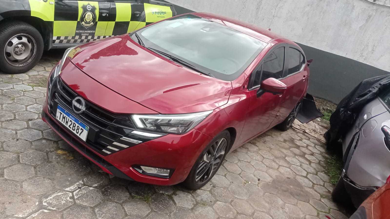 (SUCATA) NISSAN / VERSA EXCL CVT 2026/2026 — foto 13 de 40