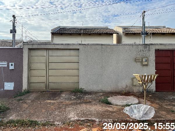 Casa -  62 M² Área Privativa, 102,4 m² Área Do Terreno, Vaga Na Garagem - Goiania/go