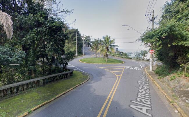 3 Terrenos Ilha Porchat, localizado em São Vicente - SP, bairro Ilha Porchat