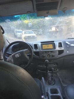Foto de TOYOTA HILUX CD 4X4 2013/13 - VL032