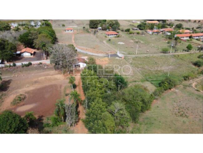 Chácara Com A.t 10.500m², Casa De Caseiro, Cozinha Caipira/área Gourmet De Padrão Simples, Piscina, Bairro Jurumirim, Itapetininga/sp, localizado em Itapetininga - SP, bairro Jurumirim