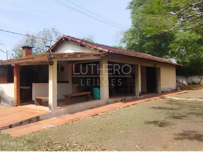 Chácara Com A.t 10.500m², Casa De Caseiro, Cozinha Caipira/área Gourmet De Padrão Simples, Piscina, Bairro Jurumirim, Itapetininga/sp, localizado em Itapetininga - SP, bairro Jurumirim