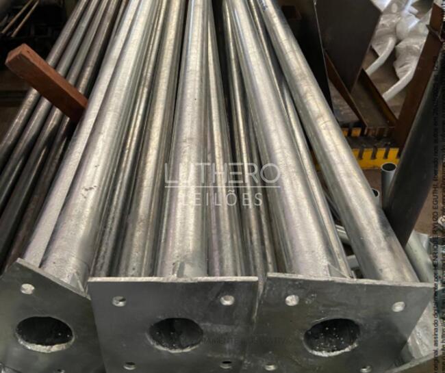 20 postes reto de aço com base altura útil 7mts (estoque rotativo) modelo PRB07G
