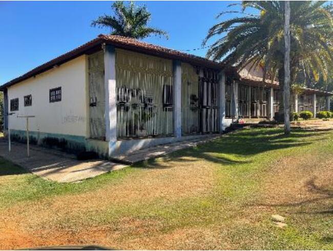 CHACARA A.T 23,99hec, com 3 suítes, área de lazer com piscina, campo de futebol, Chácaras Bauruenses, Bauru/SP