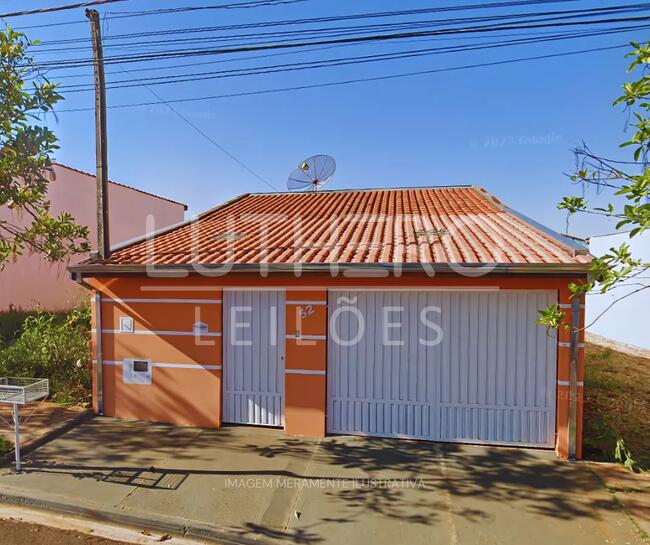 CASA A.C 80m², A.T 175m², 1 dorms. Resid. Santo Antônio, Quadra / SP