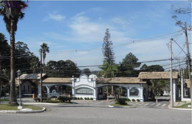 SOBRADO do Cond. Resid. Morada dos Pássaros, A.T 958,40m², A.C 690m², 4 suítes, área gourmet com piscina, Aldeia da Serra, Barueri/SP.