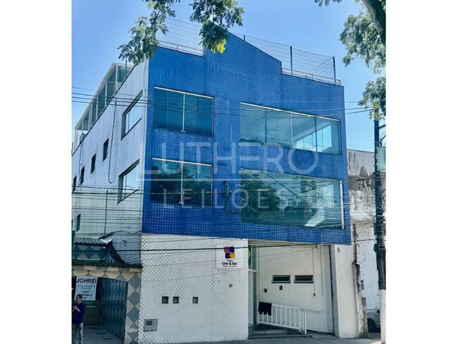 PRÉDIO COMERCIAL, A.T 270m², A.C 772,40M², 3 pavimentos, Centro, Cubatão/SP.