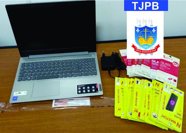 TJPB Bayeux - Notebook Lenovo + 77 Peliculas de celular