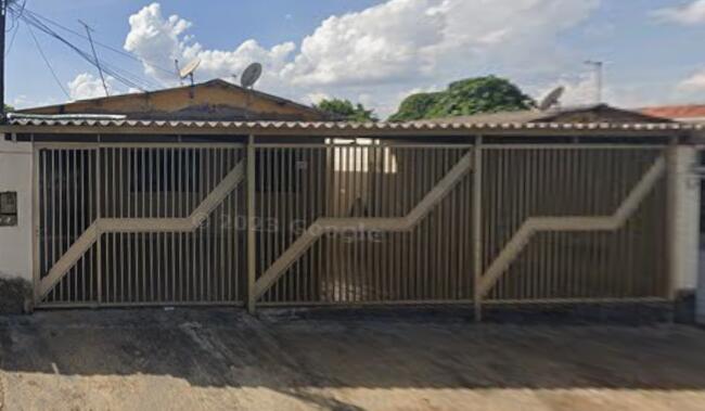 CASA C/ ÁREA TOTAL DE 250,00 M². RUA R-22, LOTE 08, QUADRA 21, VILA ITATIAIA, GOIÂNIA / GO.