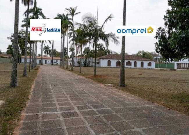 IMÓVEL RESIDENCIAL C/ 8.000,00M² DE ÁREA TOTAL, COM 3 CASAS, LOCALIZADO NO SHIS QI 15, CHÁCARA Nº 52, PARTE C, LAGO SUL, BRASÍLIA/DF.