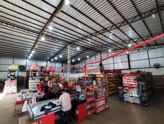 Comercial no Júlio Espíndola (foto 2 de 12)