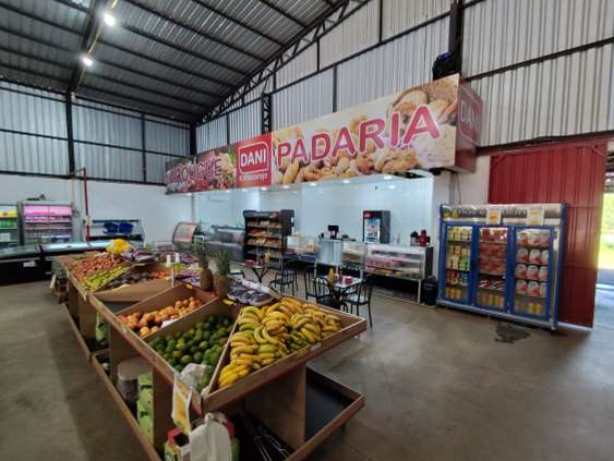 Comercial no Júlio Espíndola (foto 6 de 12)