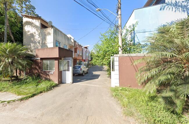 Casa geminada nº 13 em condomínio fechado – vargem grande – rio de janeiro/rj