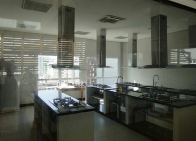 Excelente Prédio | Acabmento De Alto Padrão | Área Construida 2.785,00 M² | Sta Helena | Juiz De Fora , localizado em Juiz De Fora - MG