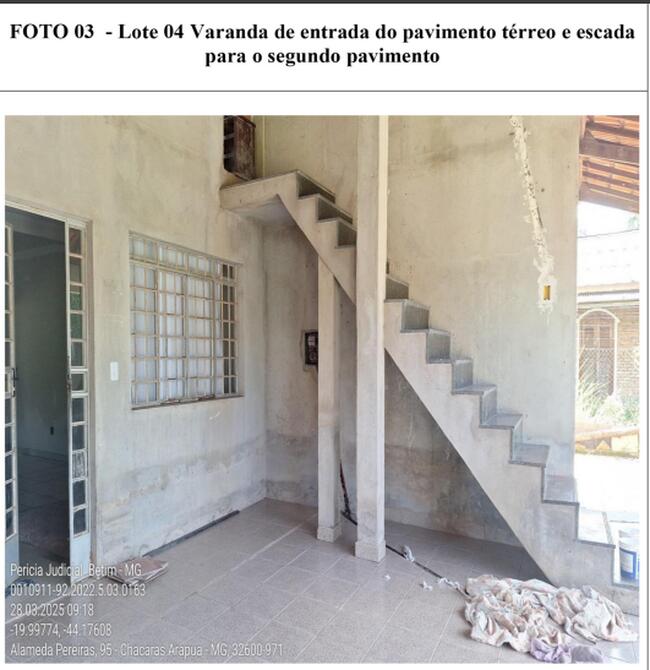 Área De Terreno | 2.500 M² | C/ Edificação De 1 Casa De 2 Pav. C/ Área Construída 678,76 M² | Bandeirinhas | Betim, localizado em Betim - MG