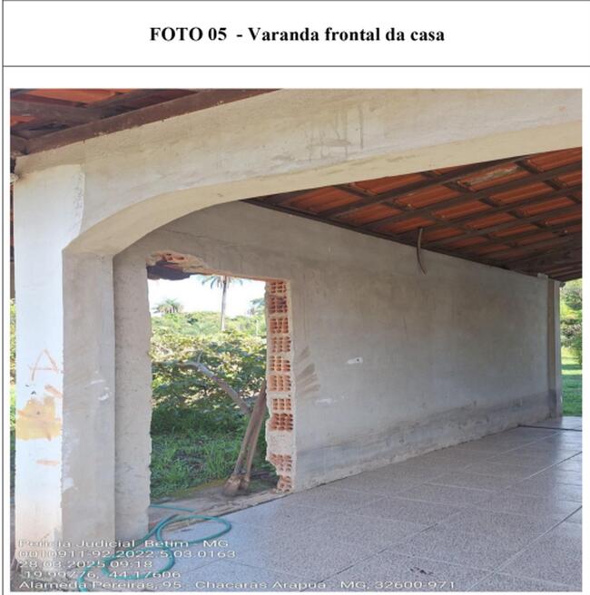 Área De Terreno | 2.500 M² | C/ Edificação De 1 Casa De 2 Pav. C/ Área Construída 678,76 M² | Bandeirinhas | Betim, localizado em Betim - MG