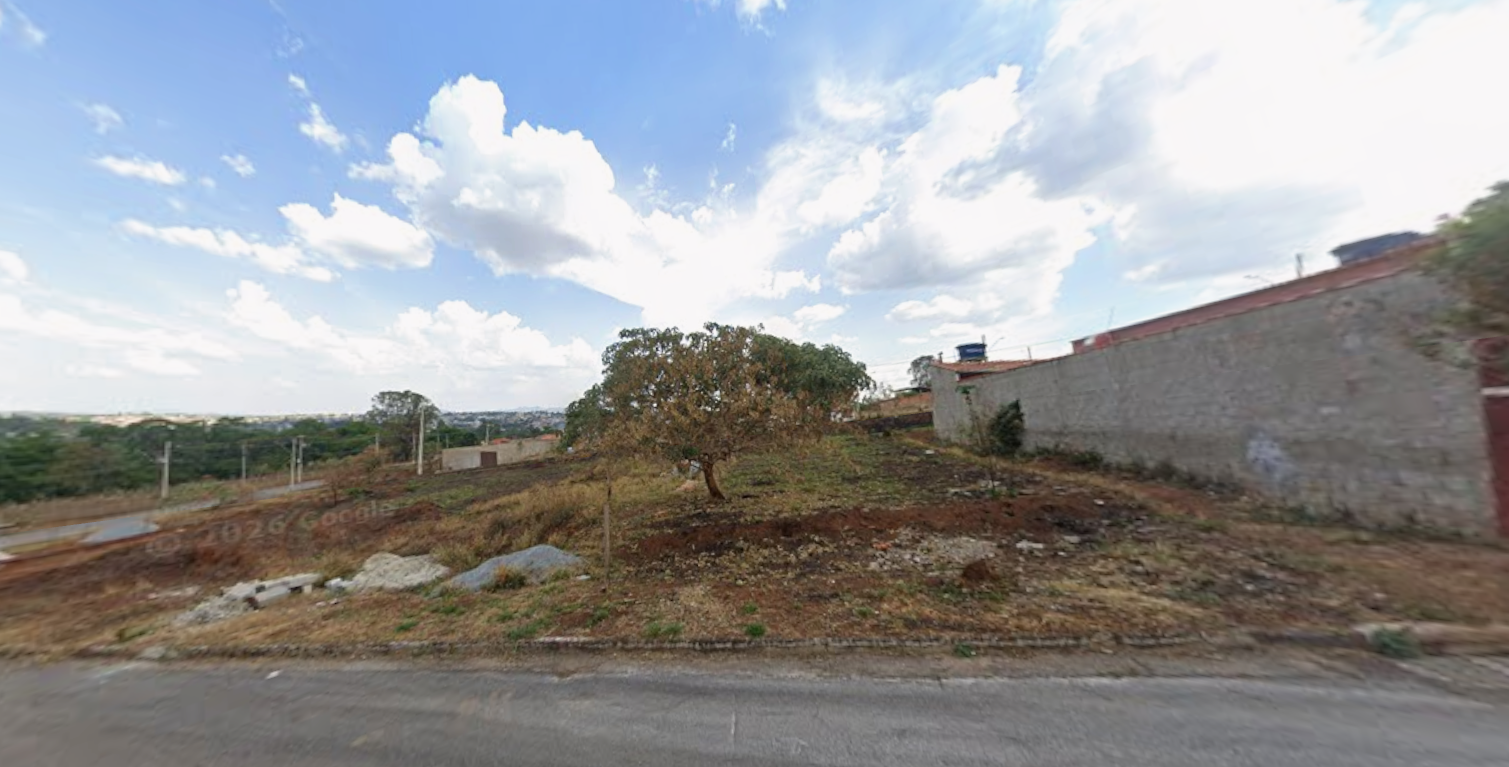 Terreno | área 200m² | bandeirantes | mateus leme/mg