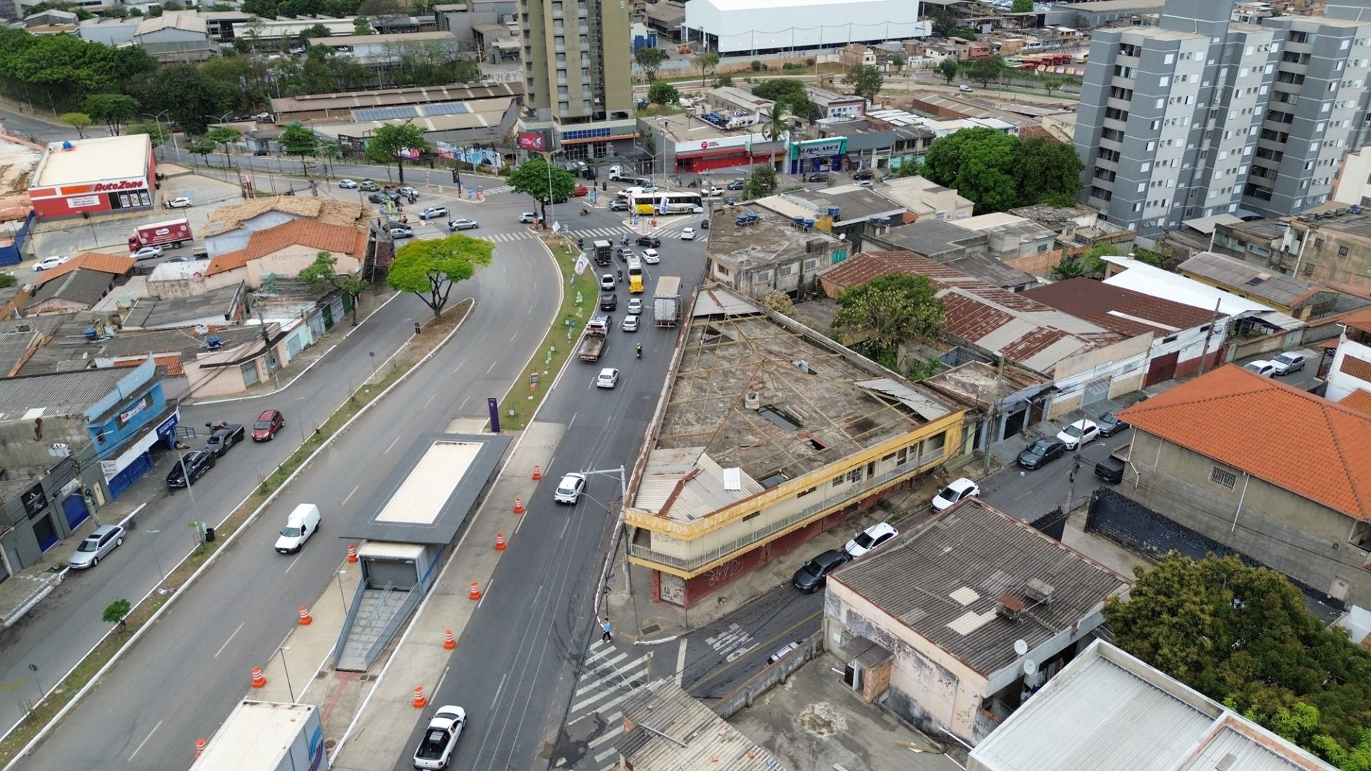 Prédio no Eldorado (foto 4 de 8)