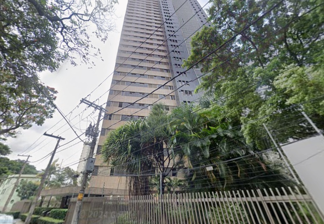 Apto c/ 745,80m² | 05 suites | 04 garagem | lazer completo | portaia 24 horas | serra | bh/mg - possibilidade de parcelamento