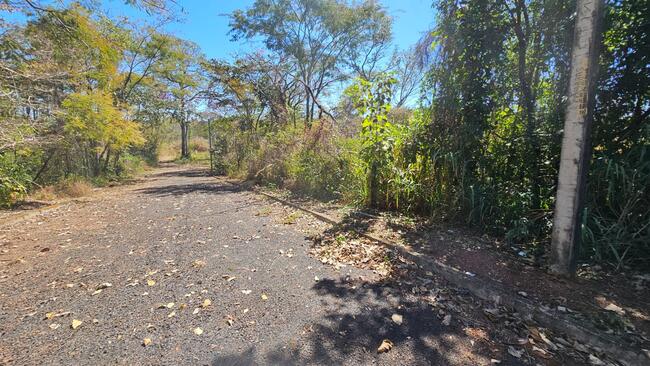 ÁREA APROX 2.763,40 M² | QUADRA 03-A | ESPLANADA -RIO QUENTE/GO -Possibilidade de parcelamento 30x