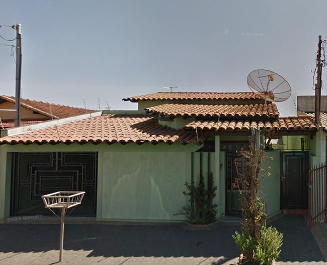 CASA I TERRENO 200M²| 2 QUARTOS| B. FÁTIMA |  ARAGUARI/MG - Possibilidade de parcelamento