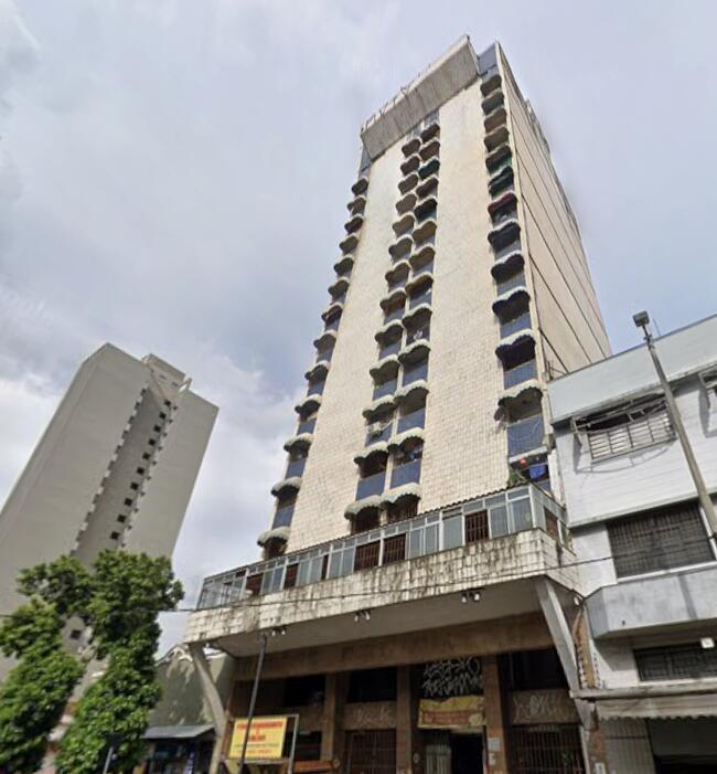 PRÉDIO COMERCIAL COM 15 ANDARES | 5.479 m2 | ANTIGO "PLAZA PALACE INTERNACIONAL HOTEL"