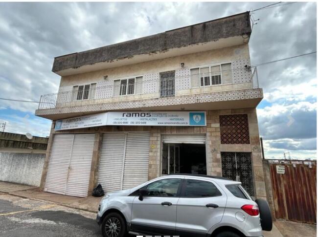 MASSA FALIDA DE RAMOS | PRÉDIO COMERCIAL | 03 PAV. I 777,00 M² | VARGINHA/MG