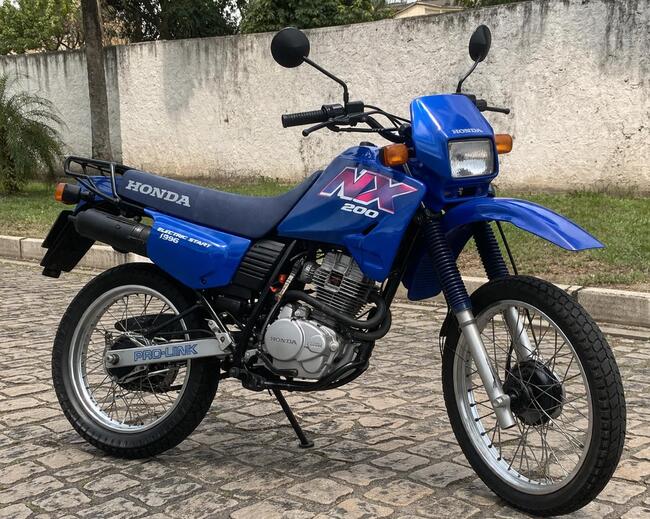 MOTOCICLETA  HONDA/NX200 | ANO/MOD:1996/1996 | VILAREJO SÃO TOMÉ | DOM SILVÉRIO/MG