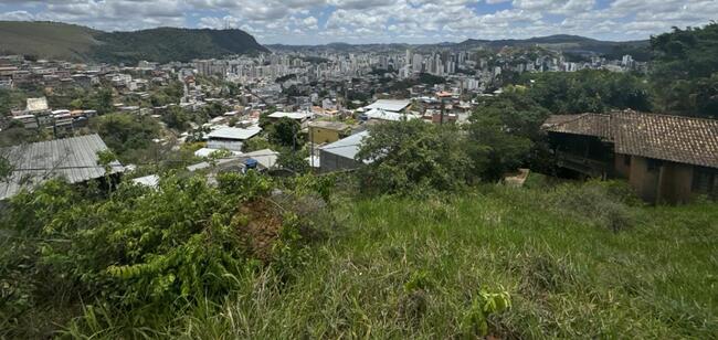 02 TERRENOS EM JUIZ DE FORA/MG | LOTEAMENTO JD. SANTA CECÍLIA | LOCALIZAÇÃO PRIVILEGIADA - Possibilidade de parcelamento