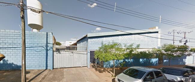 GALPÃO I ÁREA MURADA C/ 720 M² I GARAGEM I UBERLÂNDIA/MG