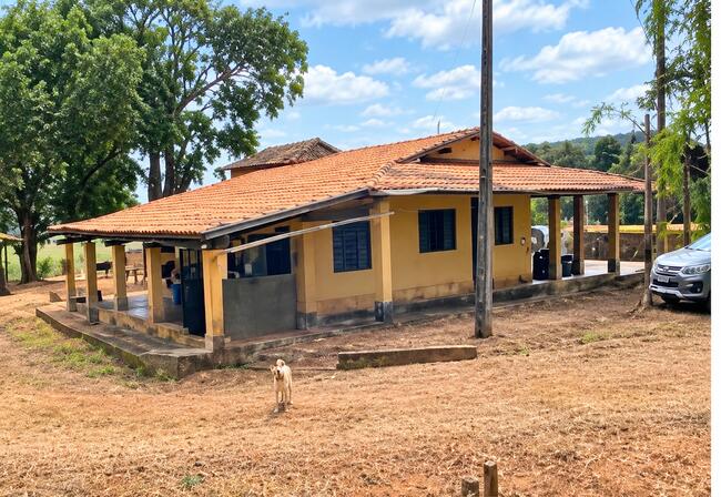 IMÓVEL RURAL C/BENFEITORIAS | ÁREA 27.225M² |  FAZENDA  " SESMARIA DO BARREIRO " | ARAXÁ/MG -Possibilidade de Parcelamento 30x