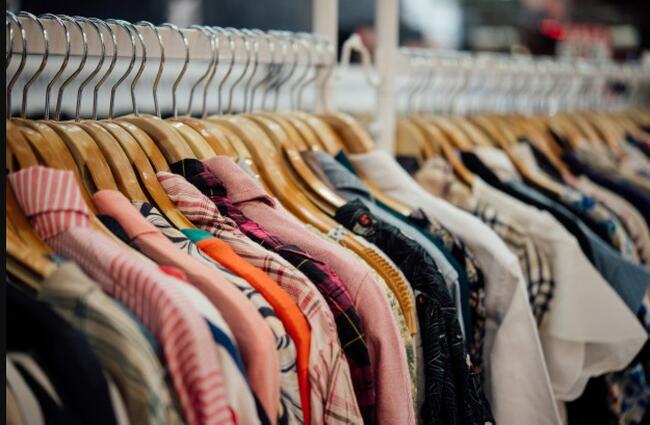 LOTE CONTENDO DIVERSAS ROUPAS | TAMANHOS/MODELOS VARIADOS | PONTE NOVA/MG