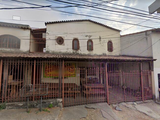 CASA C/ 02 PAVIMENTOS | 06 QTOS | SALA | COZINHA | GARAGEM | +  BARRACÃO NOS FUNDOS C/ 02 QTOS| B. JD. BALNEÁRIO | CONTAGEM/MG