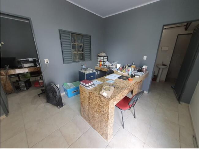 MASSA FALIDA DE FERVAL PEDRAS DECORATIVAS LTDA