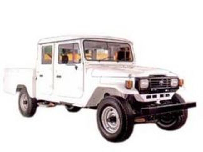 TOYOTA BANDEIRANTE BRANCA