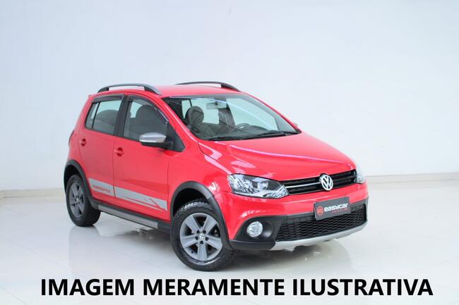 VW CROSSFOX VERMELHO 2011/2012