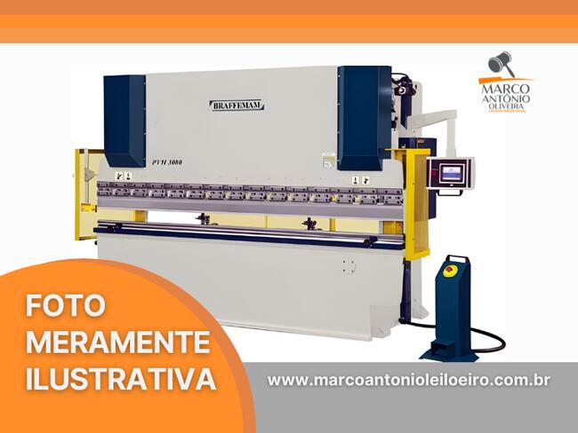 MÁQUINA DE DESEMPENAR CHASSI  CAPACIDADE 120.000KG | PRENSA DOBRADEIRA HIDRÁULICA BRAFFEMAM CAPACIDADE 220 TONELADAS