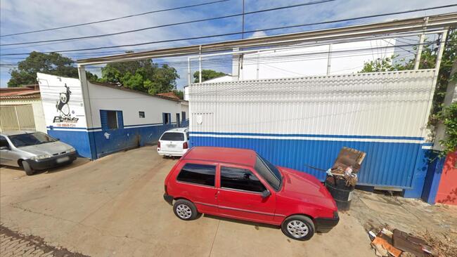 IMÓVEL COMERCIAL C/ APROX. 900M² I UNAI/MG
