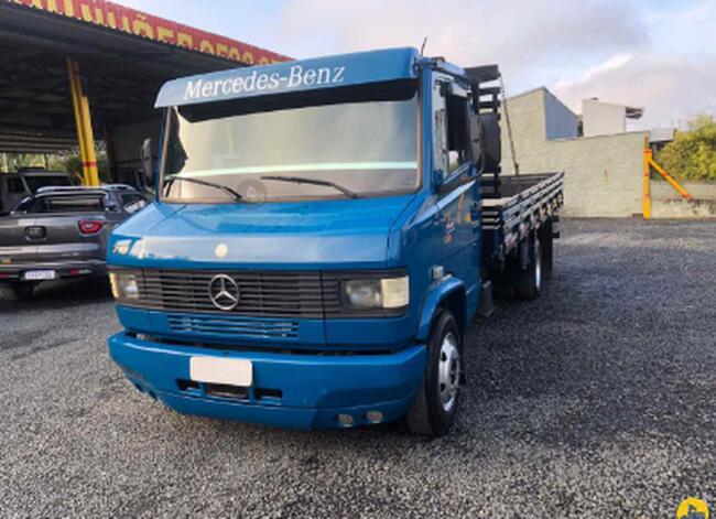 CAMINHÃO MERCEDES BENZ 710 | AZUL | DIESEL | 2009