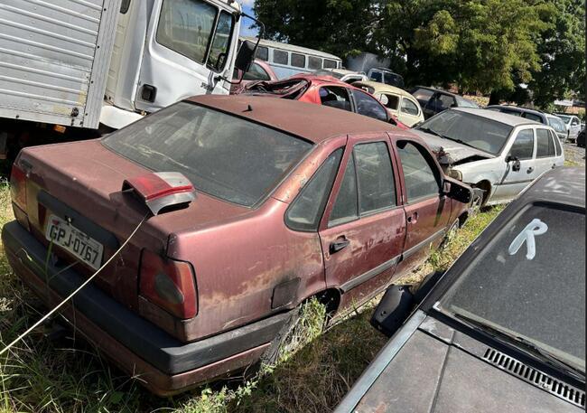 VEÍCULO FIAT TEMPRA 1993/1993
